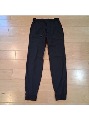 Lululemon Men's Black ABC joggers. Medium